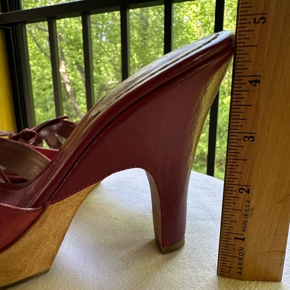 Jessica Simpson Red Leather Butterfly Sandal Wooden Platform Heels ~ 8B/38 - Picture 17 of 17